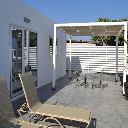 Makronissos Apartment
